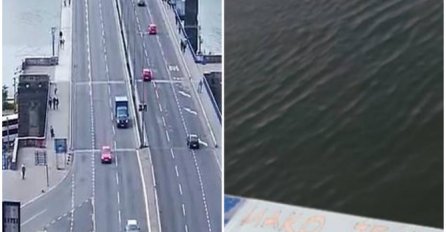NA MOSTU U SRBIJI OSVANULA OVA PORUKA: Svi su ZANIJEMILI kada su vidjeli šta piše u njoj