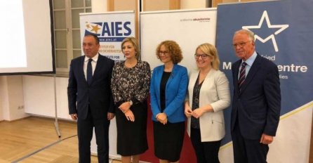 Crnadak učestvovao na 22. Evropskom forumu održanom u Beču