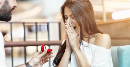 "Odlučio sam da zaprosim djevojku. Htio sam da to uradim na neki jedinstven način. I sjetio sam se ..."