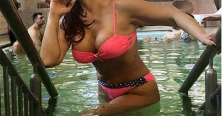 Srpska glumica u 57. godini samo u peškiru: A tek kad vidite OVO ispod, neće vam biti dobro MALO PRETJERALA? (FOTO)