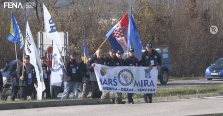 Učesnici Marša mira 'Srebrenica- Vukovar' nastavili put iz Sapne 