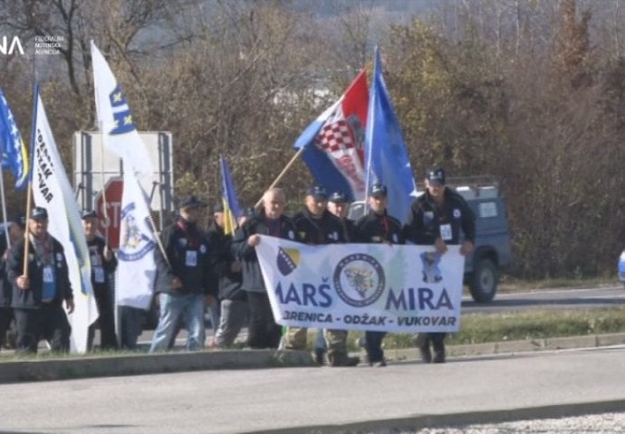 Učesnici Marša mira 'Srebrenica- Vukovar' nastavili put iz Sapne 