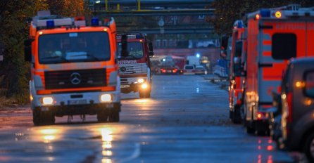 HITNO UPOZORENJE, PROCURILA OPASNA KISELINA: Građanima naređeno DA ZATVORE VRATA I PROZORE, SAOBRAĆAJ OBUSTAVLJEN! (FOTO)