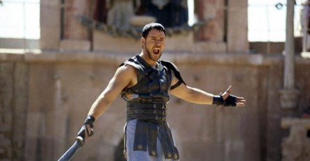 ZVIJEZDA GLADIJATORA DANAS NE LIČI NA SEBE: Udebljao se 30 KG, zarastao u bradu, ALI TO NIJE ONO NAJGORE (FOTO)