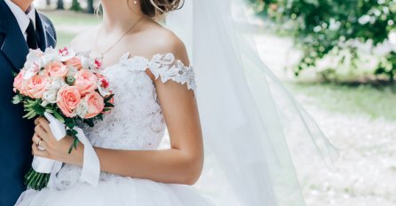 "Udala se moja najbolja prijateljica, sirotinjsko dijete kao i ja, ali zahvaljujući svom izgledu privukla je jako bogatog muškarca"