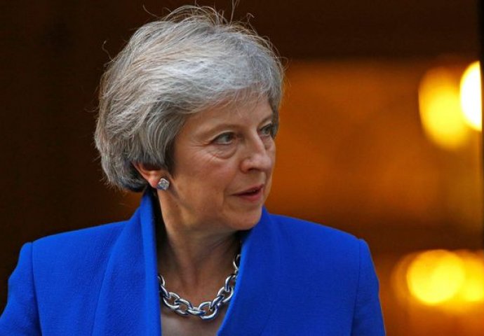Napeto u parlamentu: Theresa May najavila da će se boriti za Brexit