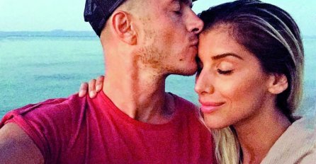 "OŠURIO ME, ISPOLIVAO, SPALIO", JOVANA PAJIĆ NAKON RAZVODA OBJAVILA SLIKU: Evo kako izgleda, svi primijete 1 detalj