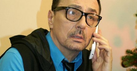 PRATILI SU KEBU, A ONDA SU SNIMILI ŠTA JE PJEVAČ URADIO, FANOVI ZGROŽENI: "Ovo je sramota" 