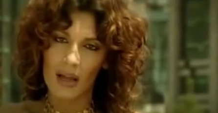 BILA JE ZVIJEZDA 90-TIH, PA POTPUNO PROMIJENILA IMIDŽ: Sada je plavuša i OVAKO IZGLEDA! (FOTO)