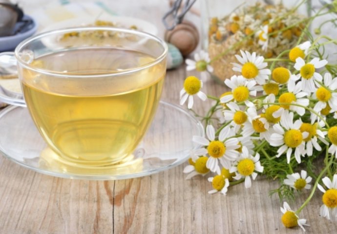 NAPITAK SREĆE: Najpoznatiji travar 20 stoljeća otkriva recept za čaj koji eliminiše nervozu organizma!