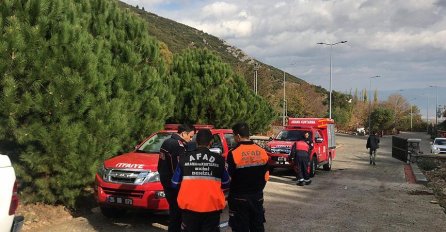 Srušio se avion u Turskoj, spasilačke ekipe na terenu