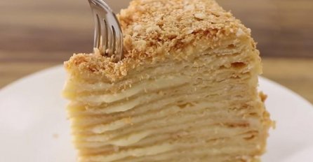 TOPI SE U USTIMA: Ruska Napoleon torta za prste polizati, zapišite recept brzo i RAZVESELITE UKUĆANE!