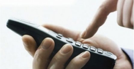 ''Dok je ćale bio u toaletu zazvonio mu je mobitel''