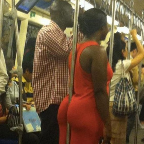 19590360-ey1dmh9-1517915981-650-932dfa790b-1518418592