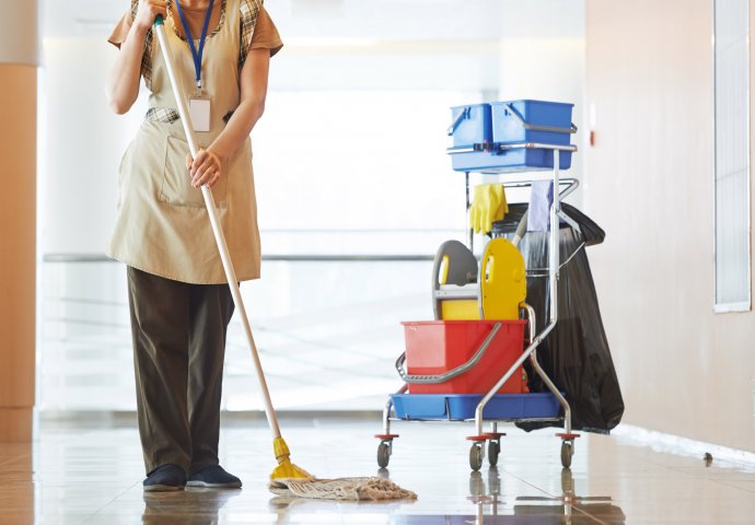 NEĆE VAS RAZOČARATI: 10 pravila čišćenja doma najvećeg majstora za čistoću!