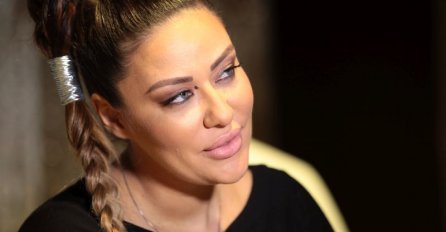 ANA NIKOLIĆ POTPISALA JE PAPIRE ZA RAZVOD BRAKA! Odmah nakon toga, sa svojim fanovima je podijelila kako se osjeća!