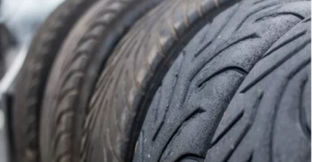 VOZAČI, OVO VAM NIKO NIJE REKAO: Evo kako da provjerite hoće li gume na autu izdržati cijelu zimu ili ih morate promijeniti! 