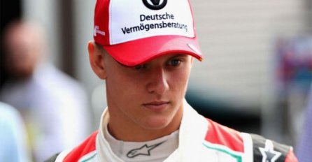 VIŠE NE MOŽE GLEDATI KAKO PROPADA, SIN MIHAELA ŠUMAHERA DONIO ODLUKU: "Sa suzama u očima vam ovo govorim"