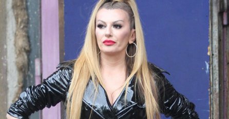 NIKO NIJE ZNAO NI DA GA IMA! Ovo je ROĐENI BRAT Viki Miljković, a tek kad čujete čime se bavi OSTAT ĆETE BEZ RIJEČI (FOTO)