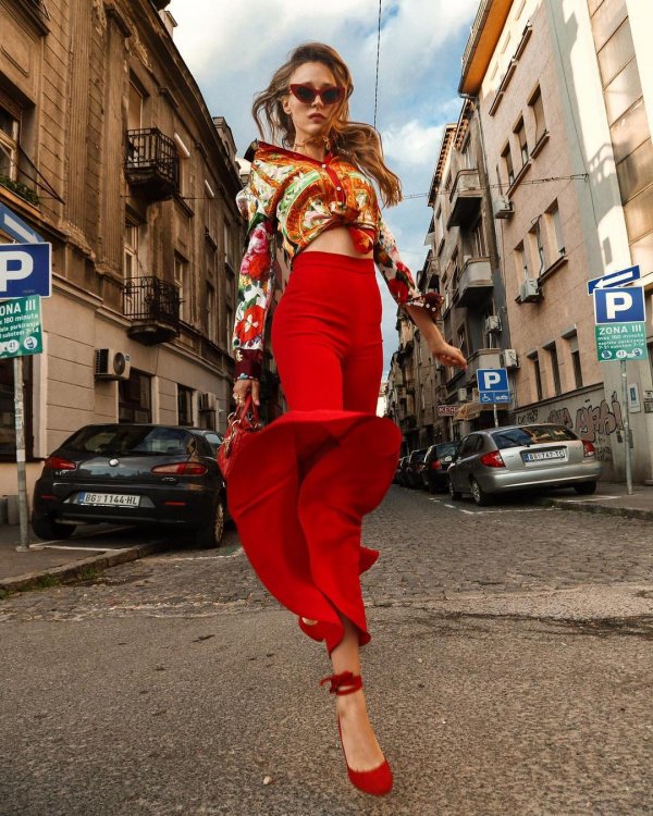 44547781-465483440644607-8308371251712897233-n