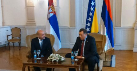 Dodik je OVO URADIO čim je zvanično preuzeo dužnost u Predsjedništvu BiH (FOTO)
