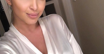 MAJA BEROVIĆ POKAZALA STOMAČIĆ, FANOVI ODUŠEVLJENI: Objavila divne vijesti, KOMENTARI PLJUŠTE