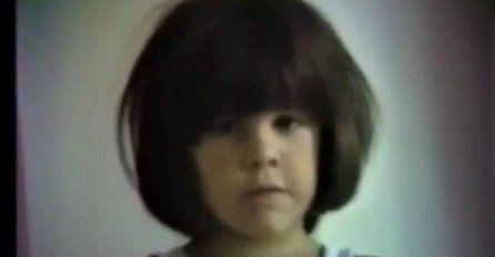 OVA DJEVOJČICA DANAS JE JEDNA OD NAJATRAKTIVNIJIH PJEVAČICA: Možete li je prepoznati (VIDEO)