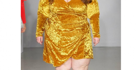 LJUDI GLEDAJU I ZGRAŽAVAJU se: Manekenka od 140 kila se skinula, pokazala je stražnjicu, ali OVAJ detalj para oči svima  