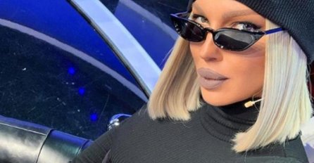 JELENA JE DOŠLA  NA SNIMANJE U ČIZMAMA OD 1.000 EURA, SVI SU HVATALI ZA GLAVU: Sve će vam biti jasno kada vidite sliku 