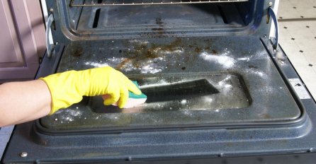 MAGIČNA MJEŠAVINA KOJA ČISTI RERNU KAO OD ŠALE: Ovo je 5 NIKAD JEDNOSTAVNIJIH KORAKA poslije kojih kuhinja blista