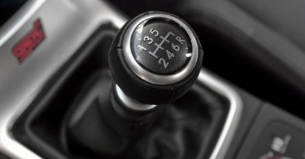 JUTARNJI MINUSI VAM ZADAJU PROBLEME I NE MOŽETE UBACITI U RIKVERC? Iskusni majstor otkriva genijalan trik 