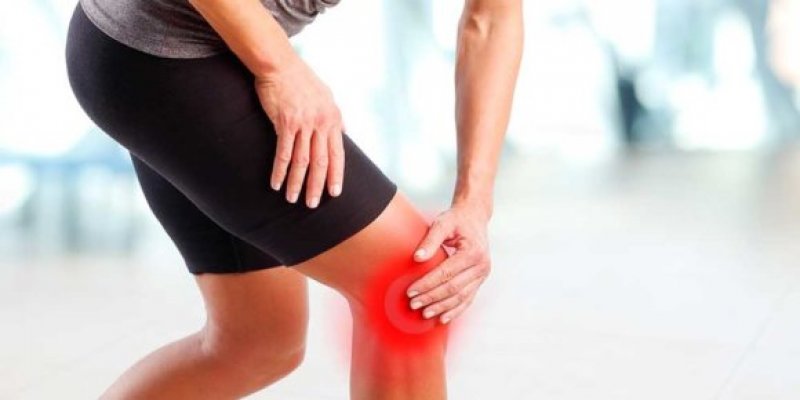 što pomaže kod bolova u zglobu koljena nego trljanje stopala bolom u zglobovima