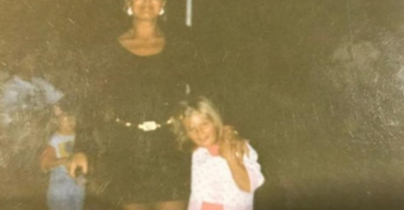 SLIKALA SE PRIJE 20 GODINA SA SNEŽANOM ĐURIŠIĆ: Nikada nećete pogoditi ko je pjevačica sa fotografije