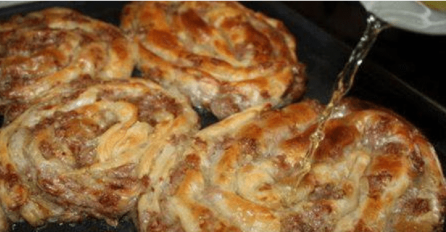 RECEPT JEDNE BOSANKE: Evo kako da napravite DOMAĆI BUREK NA KOJEM ĆE VAM SVI ZAVIDJETI - trik je u ovome (RECEPT)
