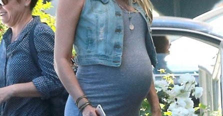 GLUMAC DOBIO DESETO DIJETE: Sa vjerenicom mu je ovo drugo, a NAJSTARIJI SIN IMA 29 GODINA!