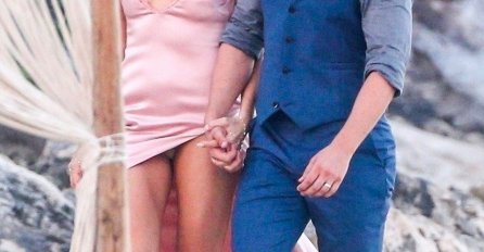 UDALA SE ZA OSAM GODINA MLAĐEG U VJENČANICI BEZ GRUDNJAKA: Vjetar je puhnuo, A ONDA JE SVE SJEVNULO (FOTO) 