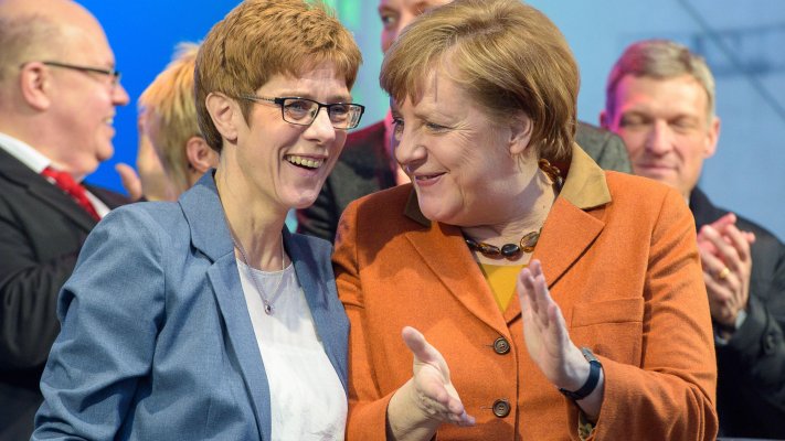 cdu-ruecktritt-als-ministerpraesidentin-annegret-kramp-karrenbauer-wird-merkels-generalsekretaerin
