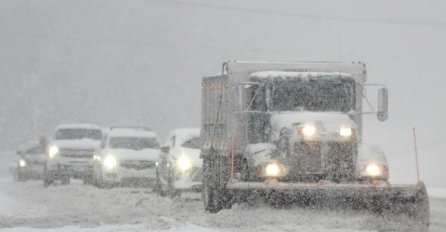 U snježnoj oluji u Sjevernoj Karolini stradale tri osobe