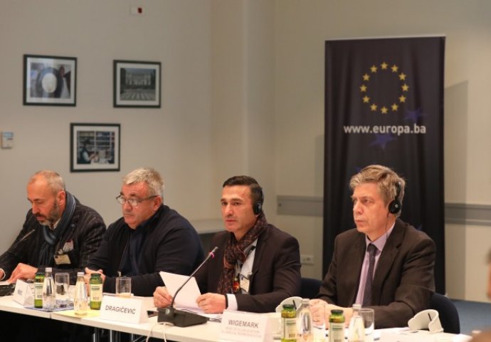 Susret šefa Delegacije EU i ambasadora s Murizom Memićem i Davorom Dragičevićem