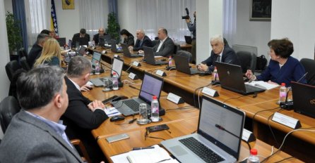 Počela sjednica Vlade FBiH