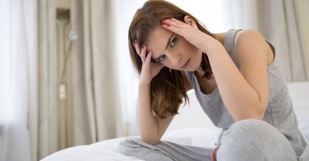 PMS problemi: ZBOG OVOGA imate jake GLAVOBOLJE. Riješite ih se na JEDNOSTAVAN način!