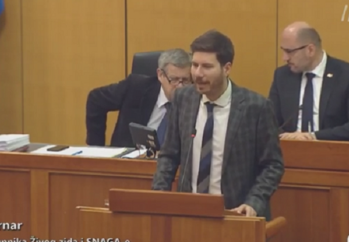 PRENAR NAPRAVIO HAOS U SABORU ZBOG ČOVIĆA: Je li moguće da se mijenja tok rijeke zbog vile? (VIDEO)