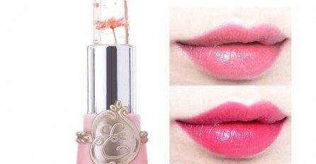 NAPOKON OTKRIVENA TAJNA: Ovako funkcioniraju čuveni ruževi za usne koji mijenjaju boje!