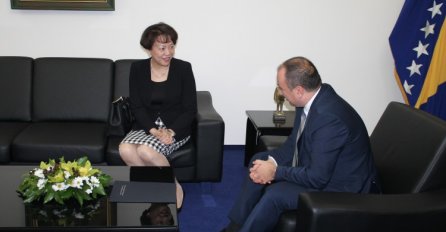 Crnadak primio u oproštajnu posjetu ambasadoricu NR Kine u BiH Chen Bo