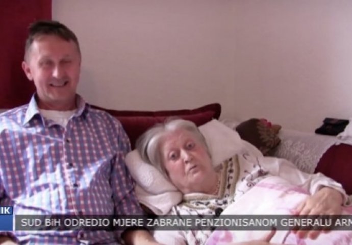 Adnan Frljak 26 godina hizmeti nepokretnu majku (VIDEO)