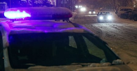 OPREZ, SAOBRAĆAJ OTEŽAN, ALI BIT ĆE JOŠ OPASNIJE: Policija isključuje automobile koje nemaju ZIMSKU OPREMU