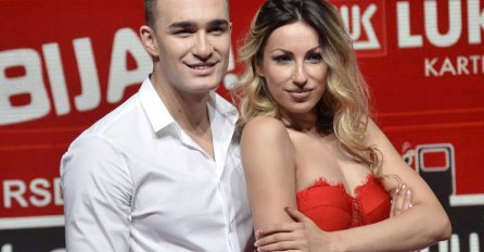 POPULARNA PJEVAČICA POKUŠALA UNIŠTITI VEZU RADE I HARISA: Ona je upitala Harisa: "Šta će ti ona matora?" što joj Rada nikada neće oprostiti! (FOTO)