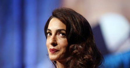 ŠTA BI GEORGE REKAO DA JU JE TADA UPOZNAO: Evo kako je Amal Clooney izgledala prije 18 godina 