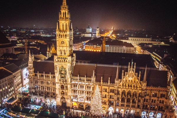 munich-christmas-markets-marienplatz-0767