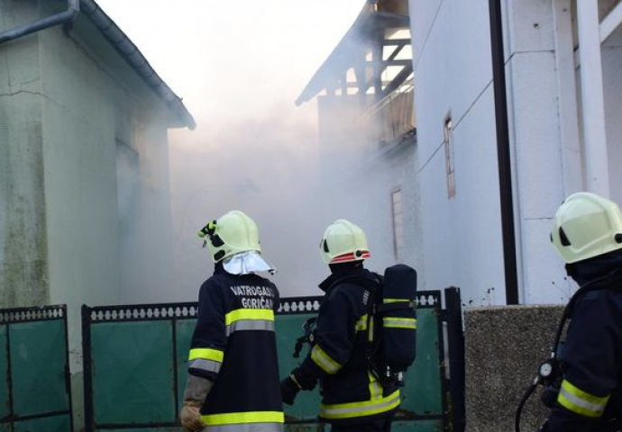 ČAKOVEC: Izbio požar na kući, jedna osoba poginula